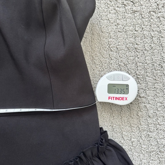 PrettyLittleThing black strapless mini dress - Picture 8 of 9